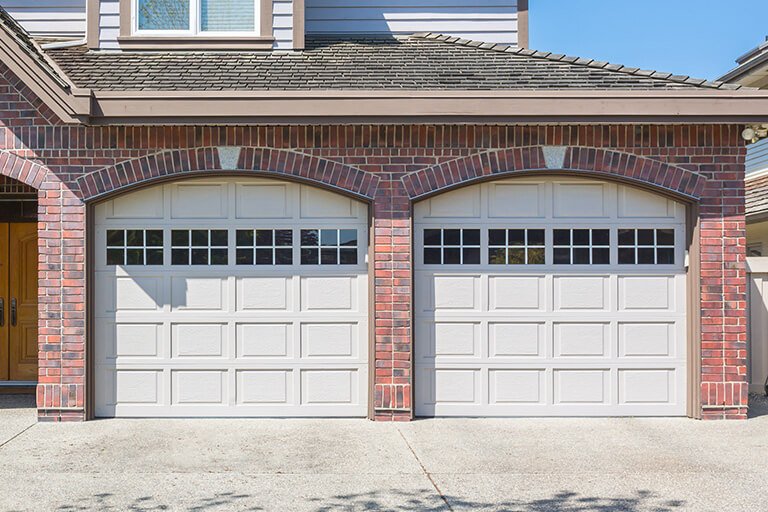What is a Smart Garage Door?